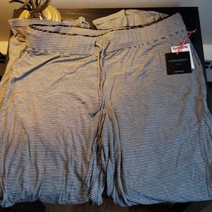 Soft flowly pajama pants